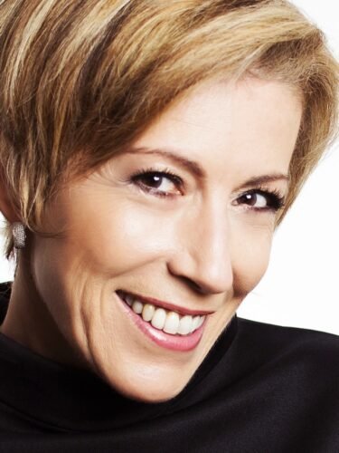 Locutora Profissional Regina Bittar Locutora Regina Bittar